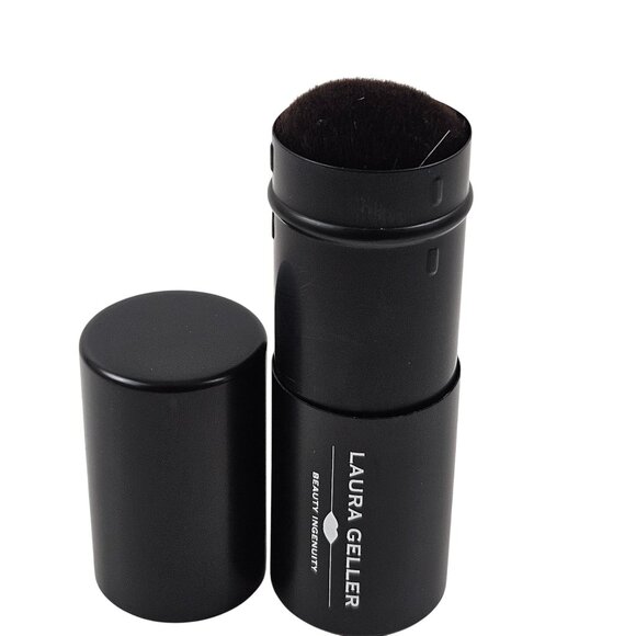 Laura Geller Retractable Baked Kabuki Brush Compact Design - Picture 4 of 9